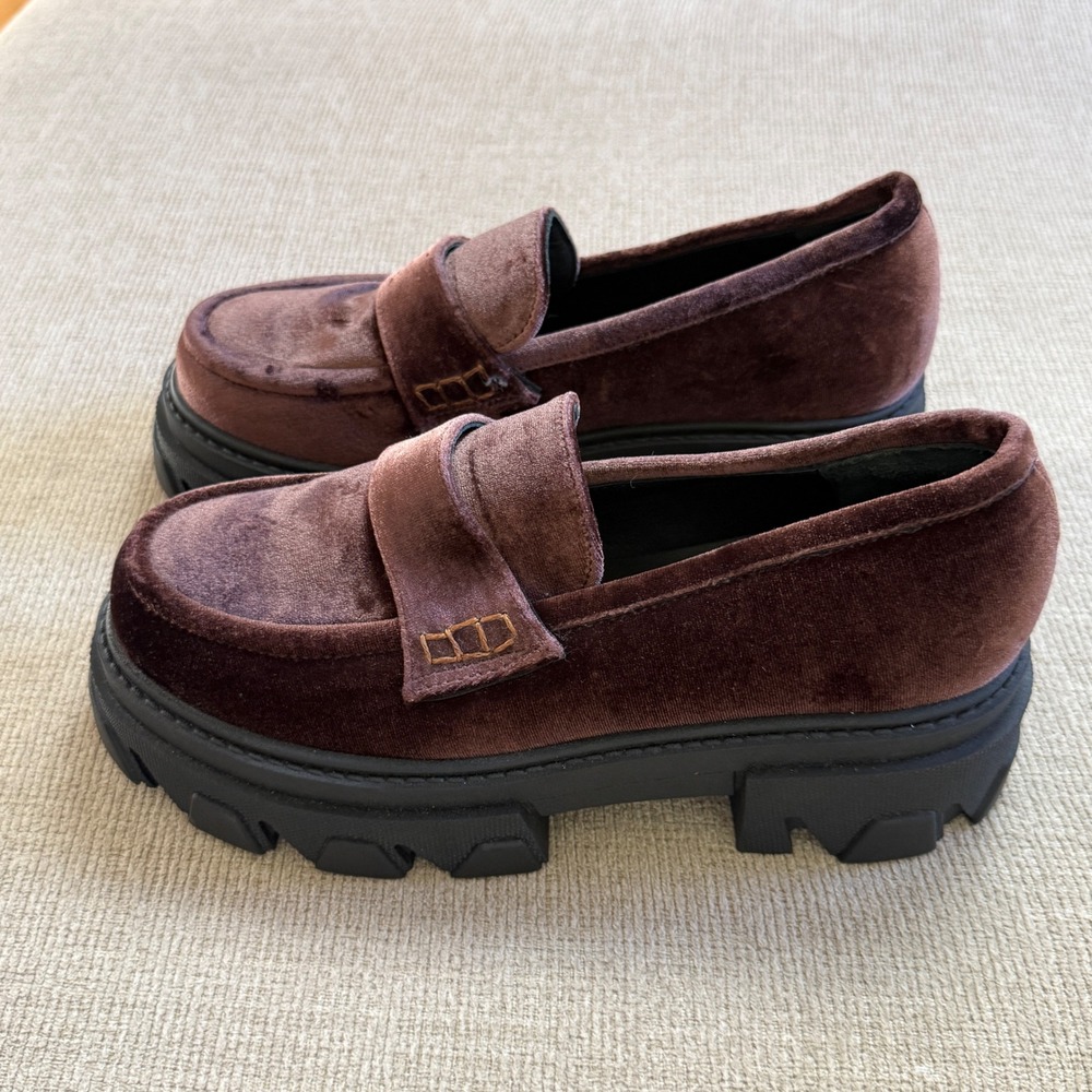 Alohas Velvet Platform Lug Sole Loafers Womens Size 8 Preppy Goth - Picture 2 of 11
